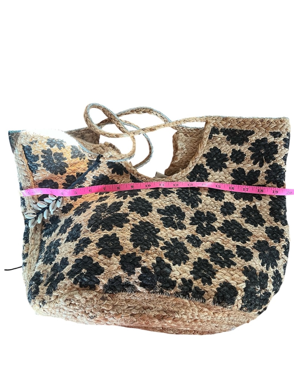 Large Tan & Black Woven floral Jute Floral Bag w/black tassel cowrie shells. - Picture 9 of 11